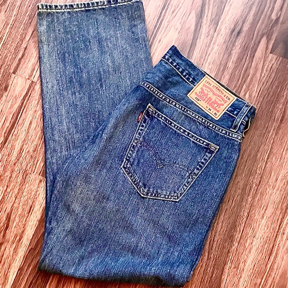 Levi's Other - Mens 569  Levi’s jeans waist size 34 length is 32